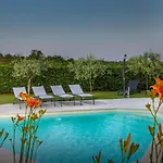 Amalija Villa