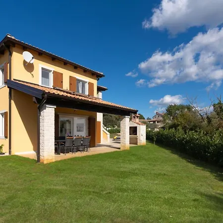 Villa Amalija *