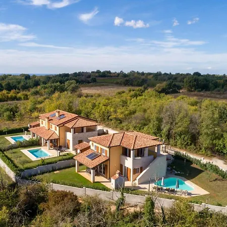 Villa Amalija Kirmenjak