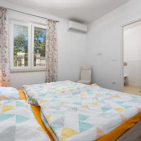 Amalija Villa