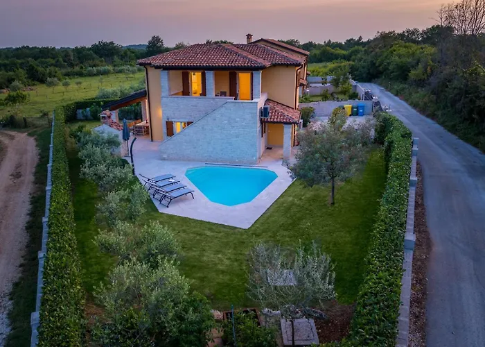 Amalija Villa